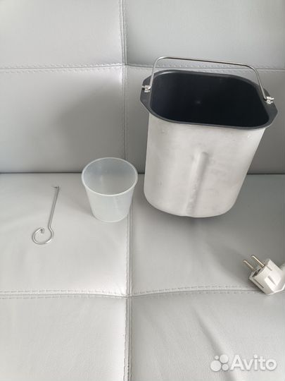 Хлебопечка gorenje BM900WII, практически новая