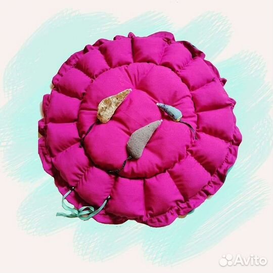 Лежанка двухсторонняя для кошек и собачек