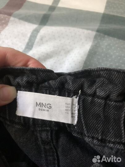 Джинсы Mango