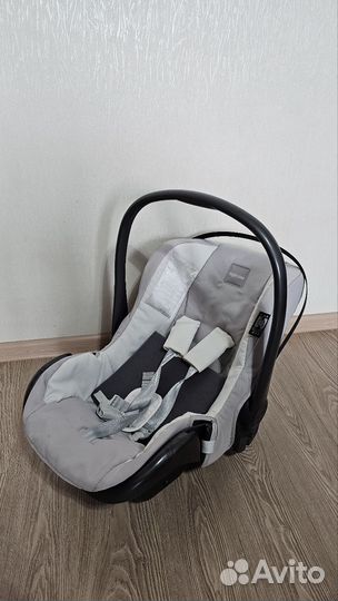 Детская коляска 3 в 1