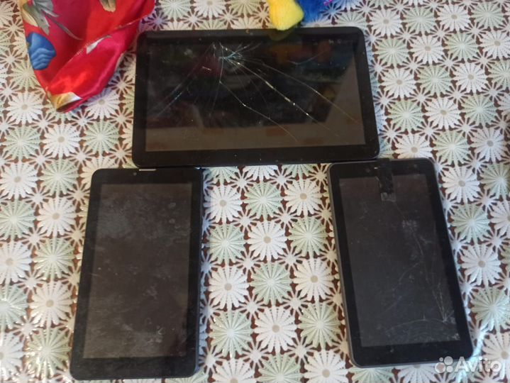 Планшеты, телефоны на запчасти