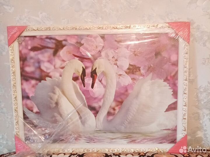 Картина лебеди