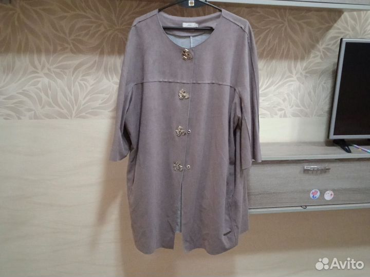 Одежда для женщин 54-56