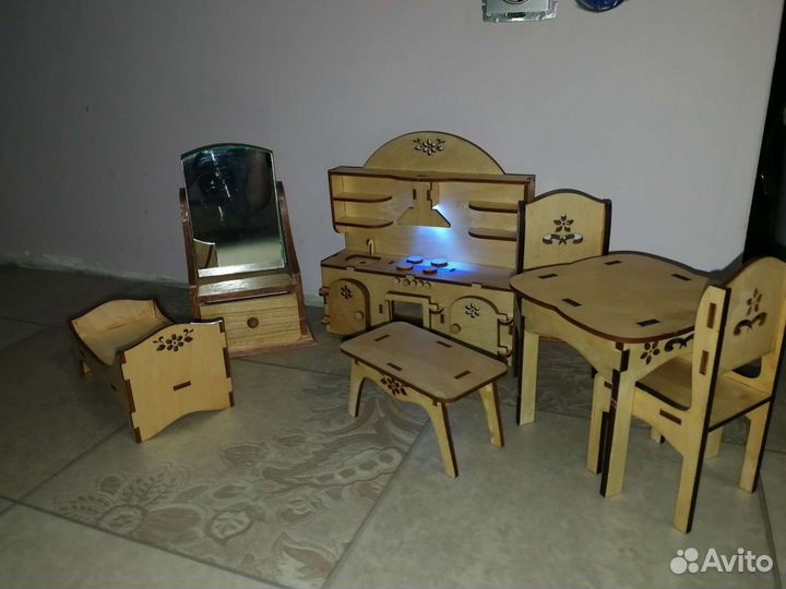 Набор деревянной мебели для кукол 15-30