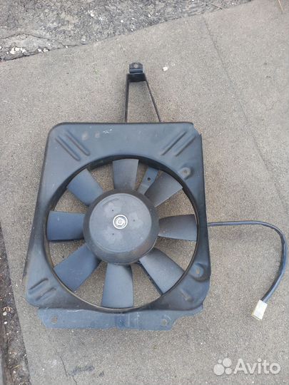 Вентилятор охлажления радиатора
