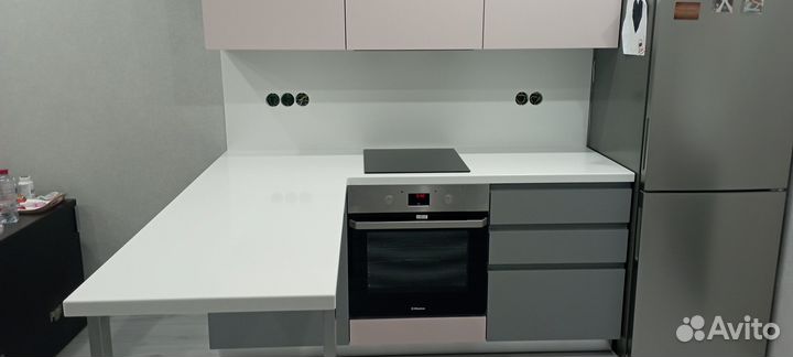 Изделия из камня (акрил)