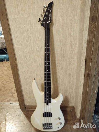 Бас гитара Yamaha RBX450