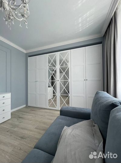 Шкаф распашной