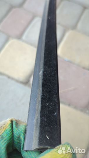 Уплотнитель стекла двери внутрен.бархотка приора