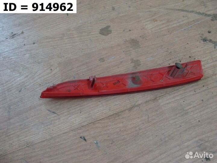 Светоотражатель катафот заднего бампера правый Hyu