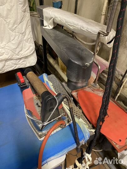 Гладильный стол