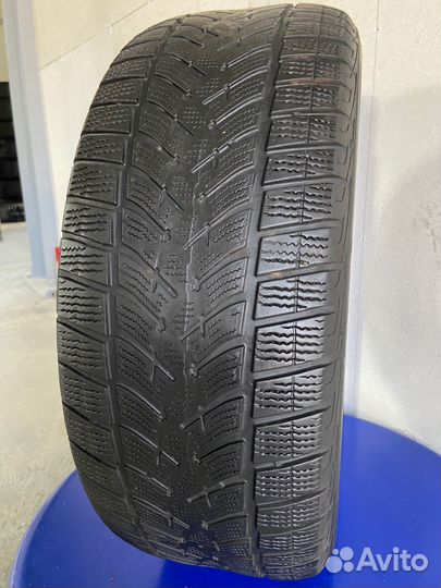 Goodyear UltraGrip Performance Gen-1 235/55 R17 103V