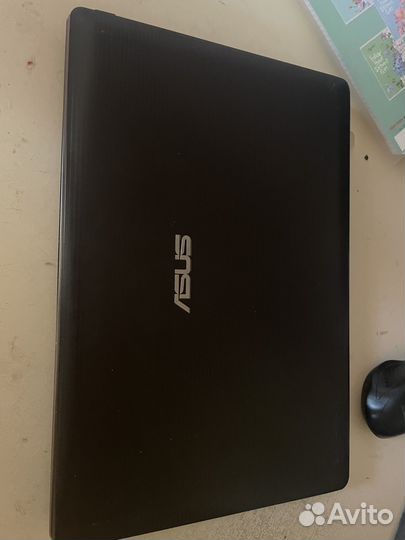 Ноутбук asus