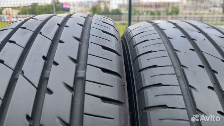 Dunlop Enasave RV504 215/60 R16