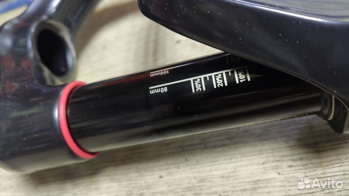 Rock Shox Reba RL29 с блокировкой на руле