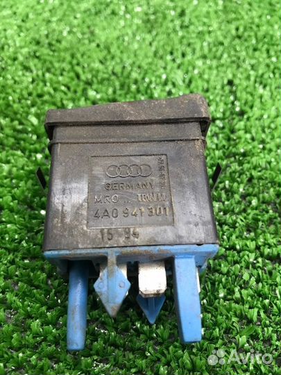 Кнопка корректор фар Audi 80 B3 JN 1.8 1990