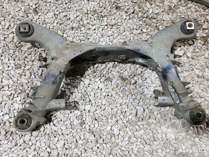 Подрамник задний Mercedes-Benz CLS 219