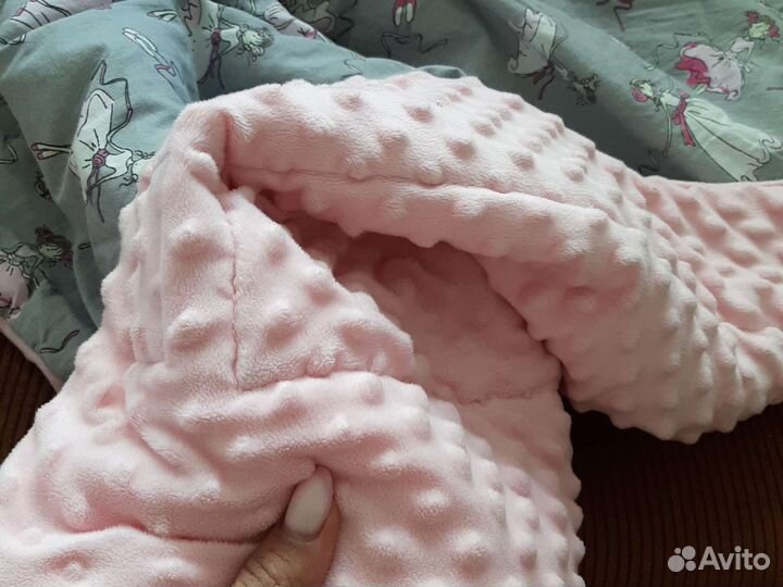 Детское одеяло в кроватку