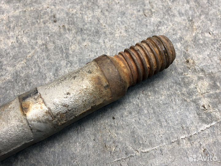 Крюк буксировочный skoda octavia