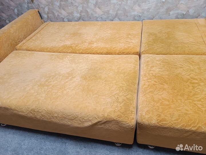 Угловой диван бу