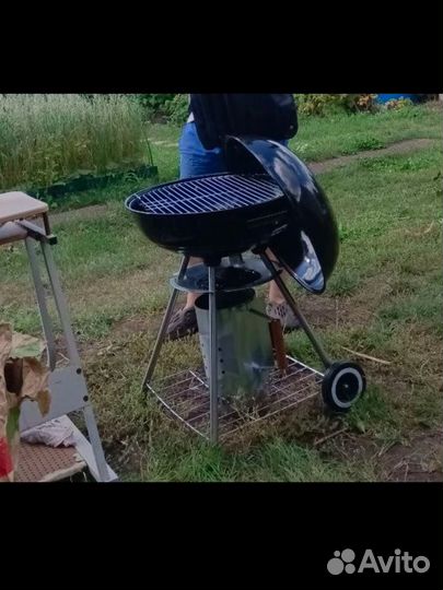 Гриль барбекю угольный новый