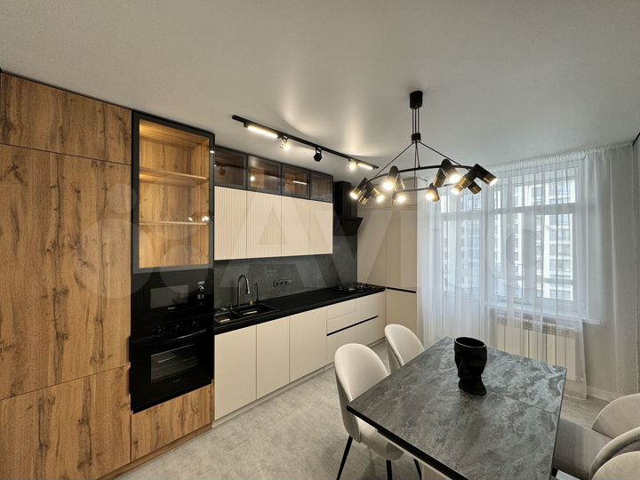 2-к. квартира, 65 м², 8/9 эт.