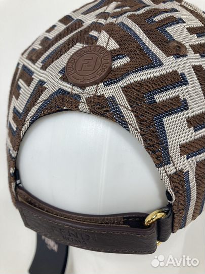 Бейсболка Fendi