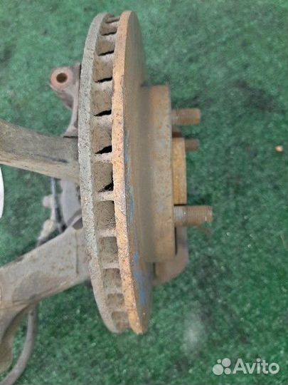 Кулак поворотный левый Nissan March