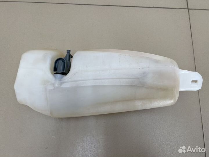 Бачки Renault Logan 1