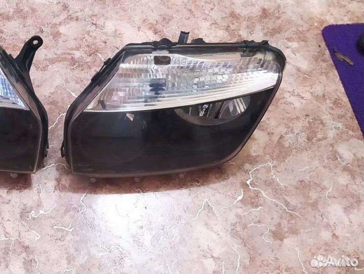 Фара renault duster