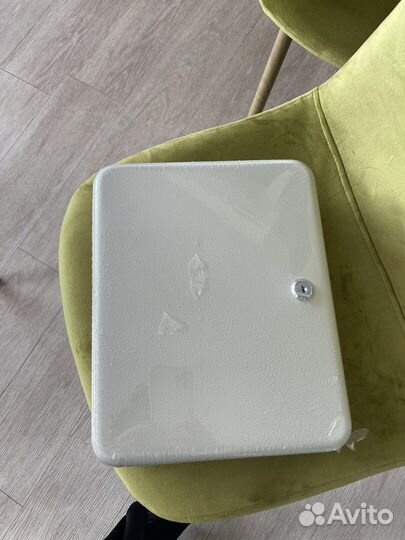 Ящик настенный для ключей