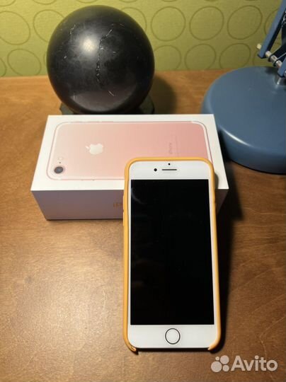 Телефон iPhone 7 32gb