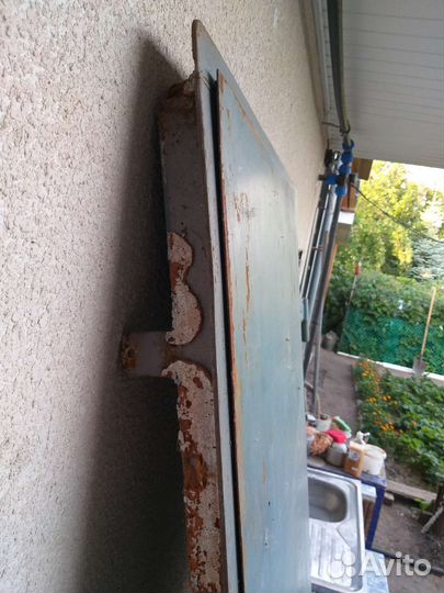 Дверь входная металлическая