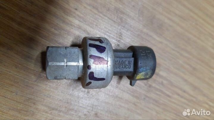 Датчик кондиционера Opel Astra J седан 1.6