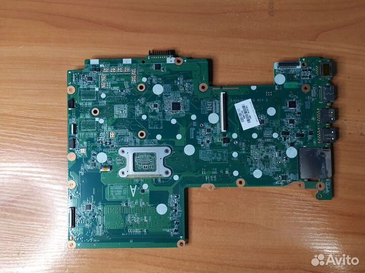 Ноутбук HP 15-b053sr на разбор