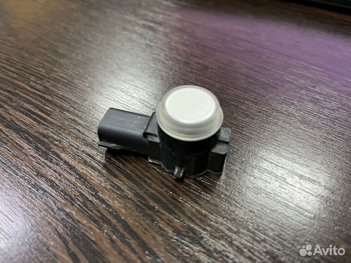 Датчик парковки Chevrolet Tahoe