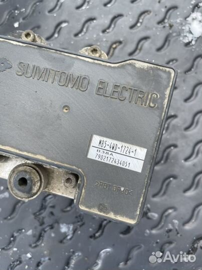 Блок абс Mitsubishi Lancer Cedia