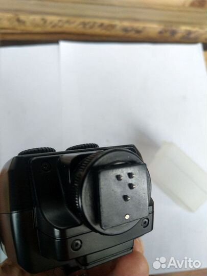 Вспышка Olympus FL-50R