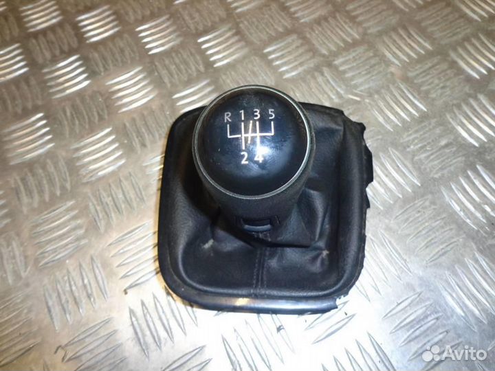 Рукоятка рычага кпп VW Polo 5