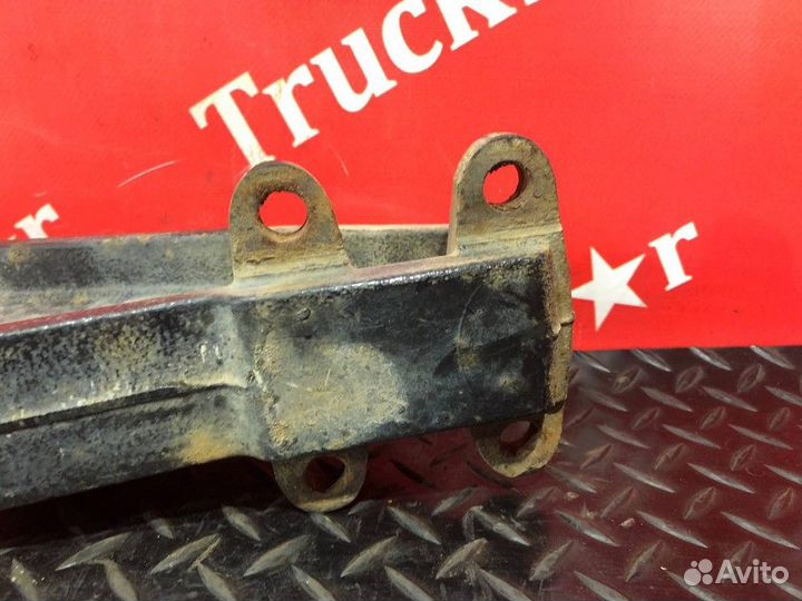 Кронштейн усилителя переднего бампера