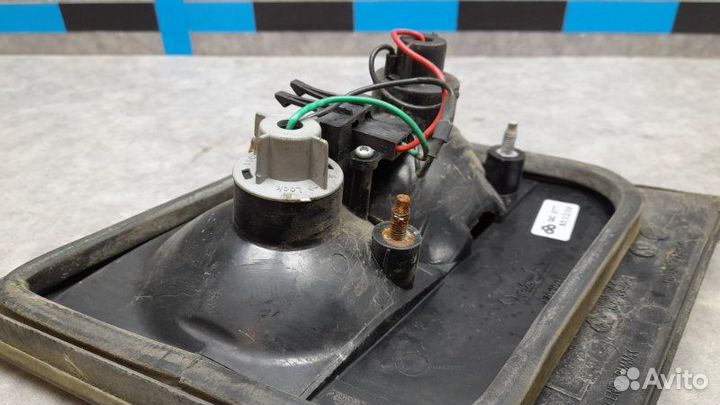 Фонарь задний левый Iran Khodro Samand 1.8