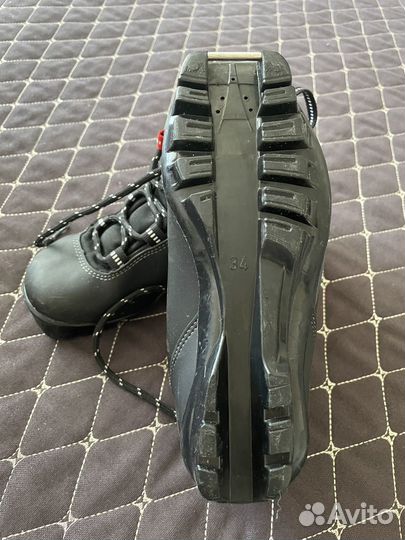 Лыжные ботинки 34р