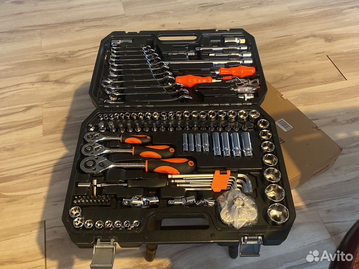 Набор инструментов новый