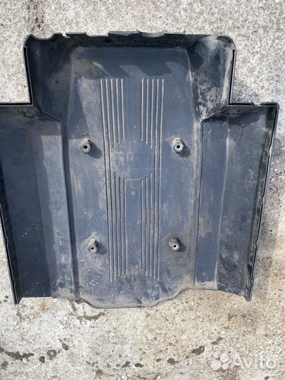 Крышка на двс м60