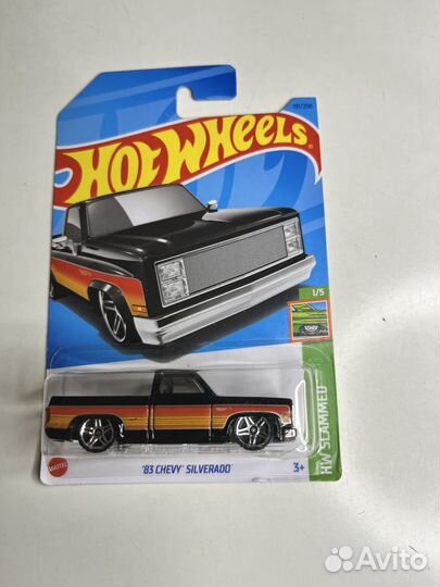 Hot wheels L case 2023