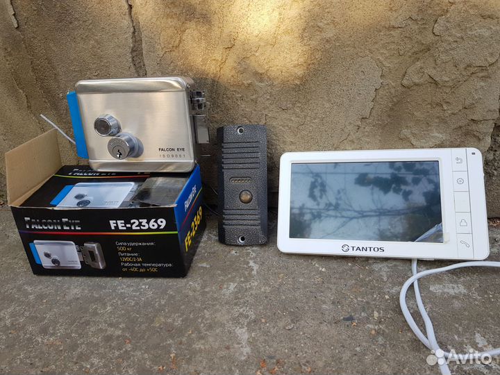 Видеодомофон tantos amelie комплект