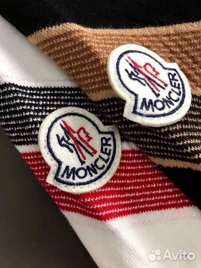 Поло moncler