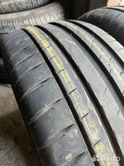 Michelin Pilot Sport 4 245/45 R17