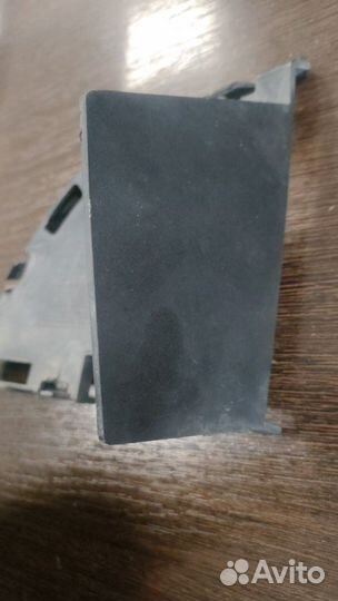 Накладка решетки переднего бампера передняя левая