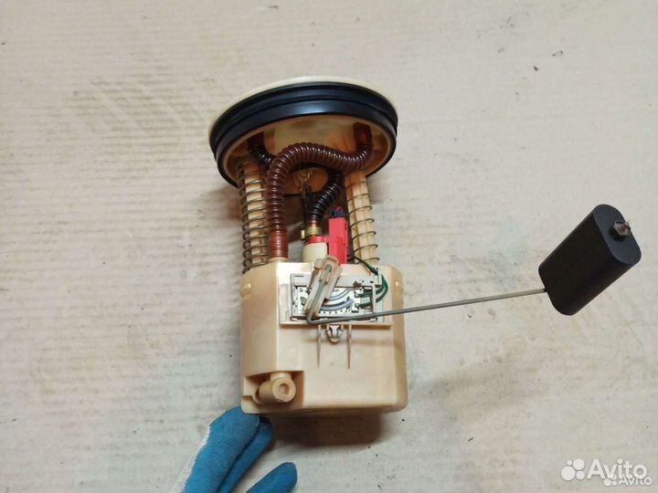 Бензонасос Mazda Demio dy